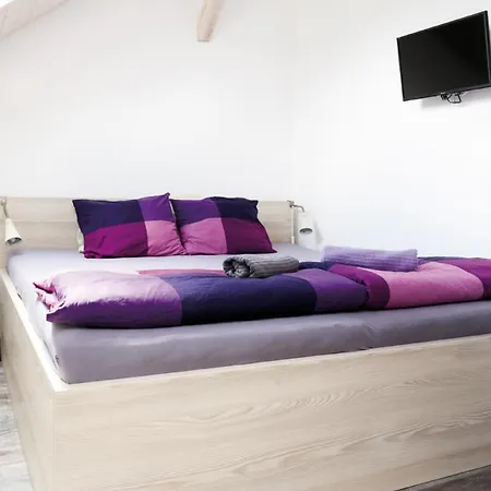 Valentino Guest house